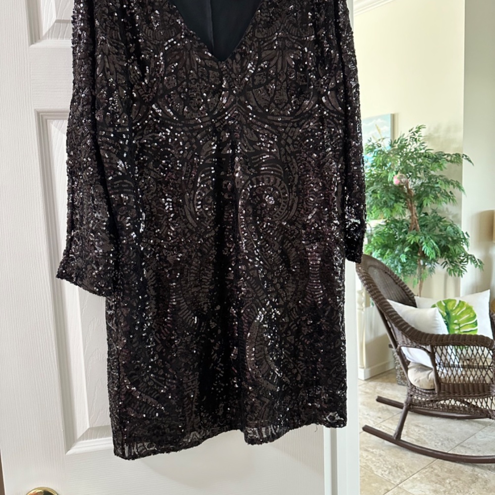 Lilly Pulitzer EUC Leclair Black Sequin Dress, Size Medium - Picture 8 of 8